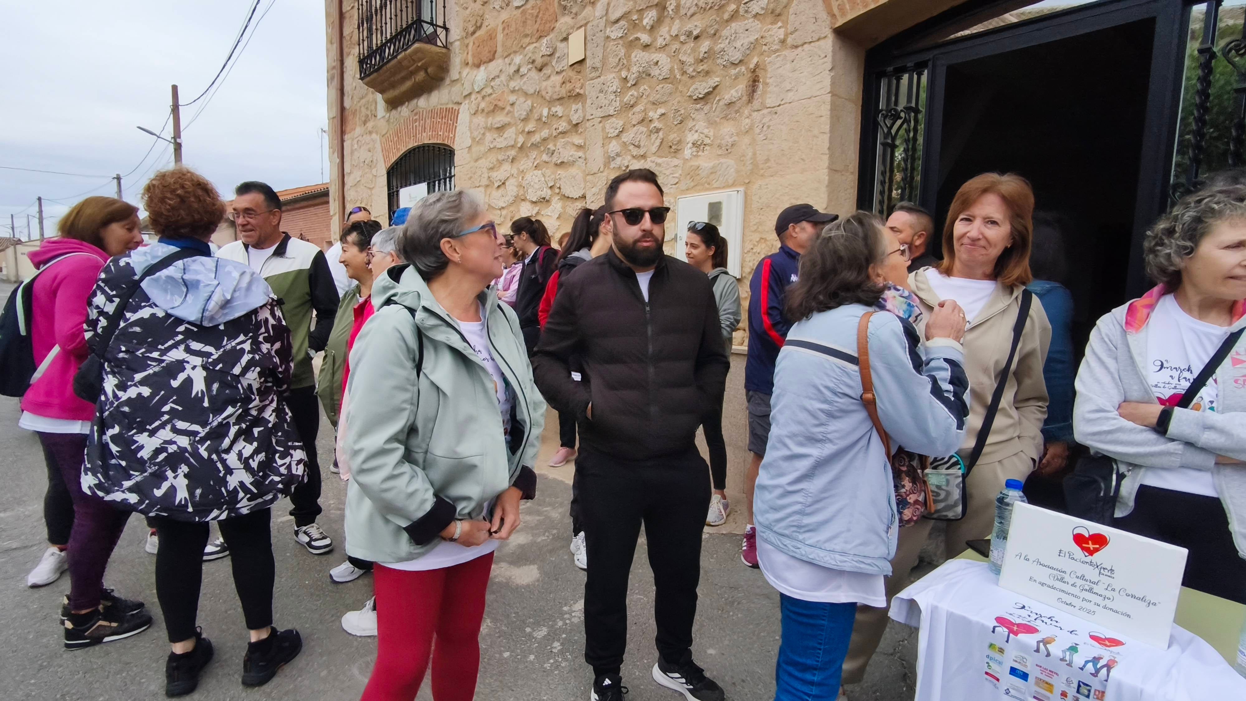 Pasos solidarios a favor del PacienteXperto desde Villar de Gallimazo