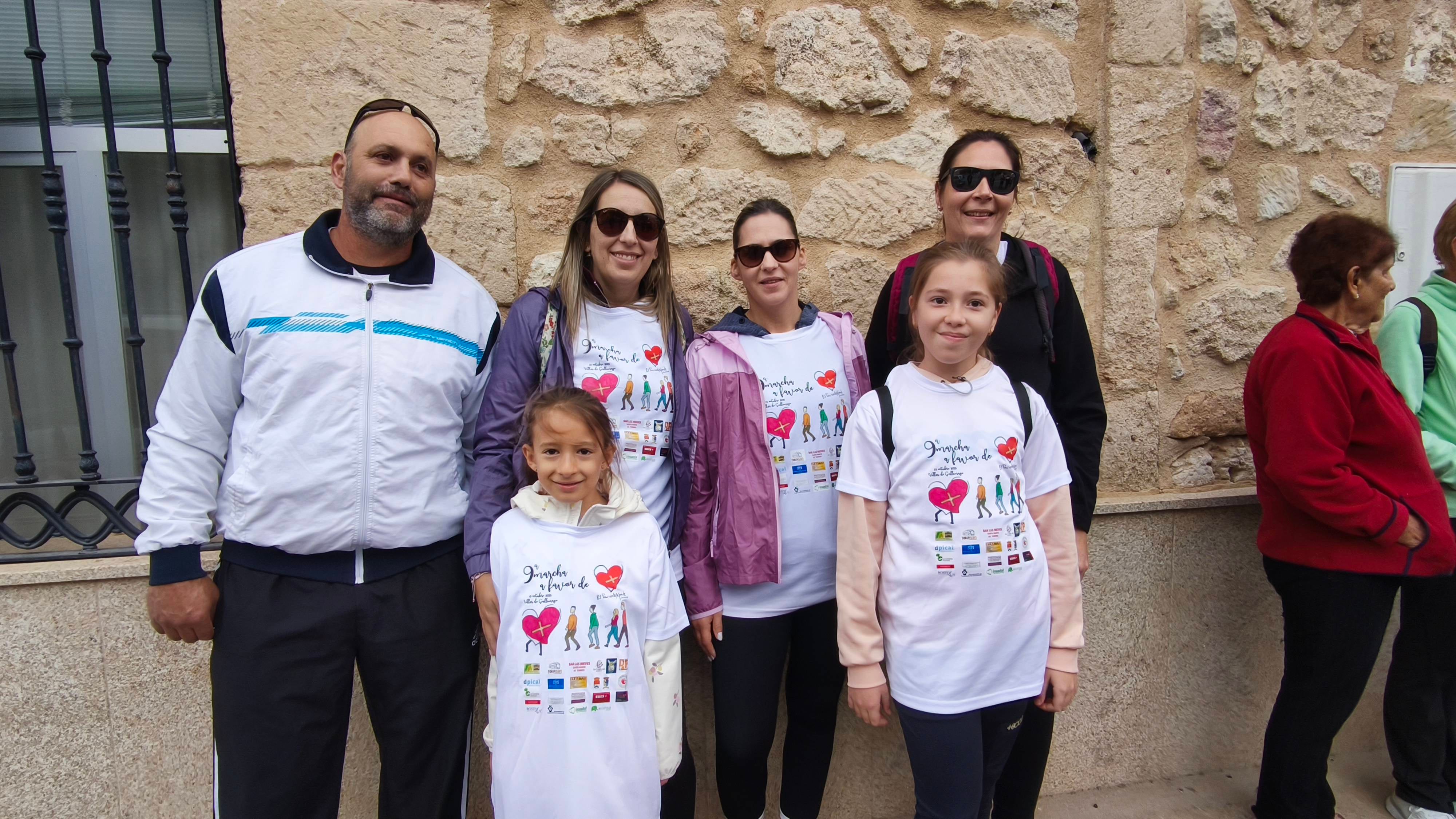 Pasos solidarios a favor del PacienteXperto desde Villar de Gallimazo