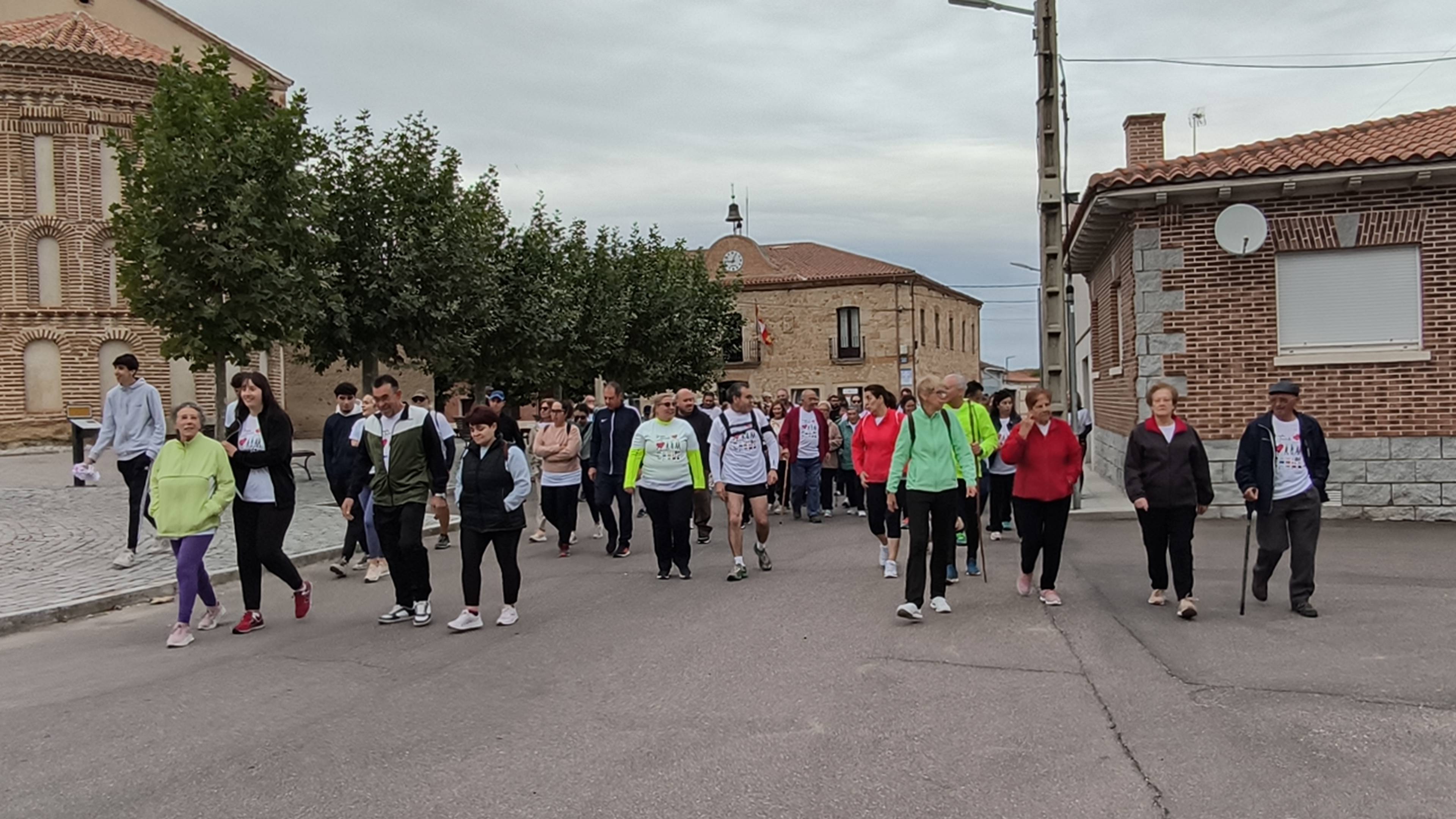 Pasos solidarios a favor del PacienteXperto desde Villar de Gallimazo