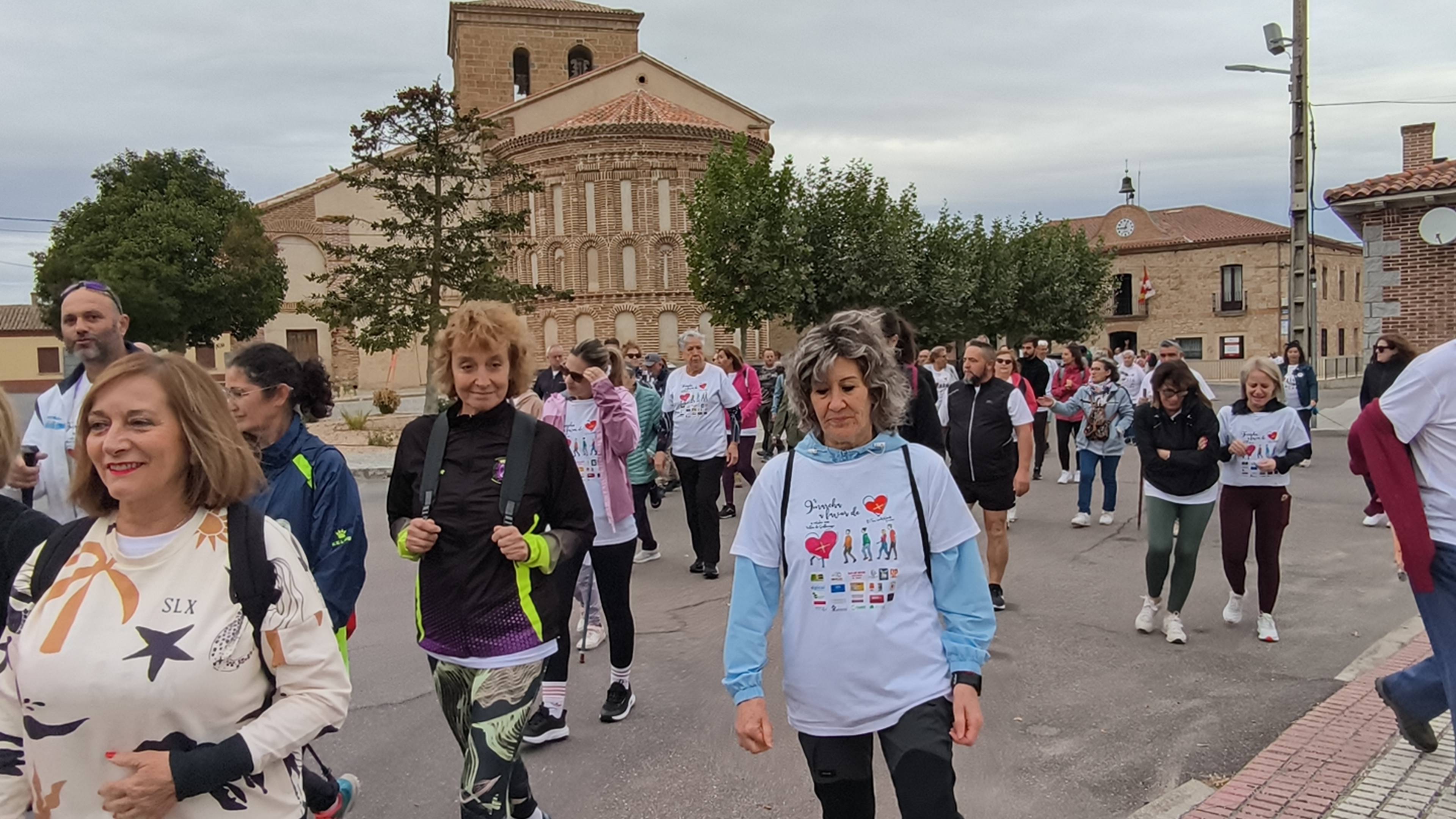 Pasos solidarios a favor del PacienteXperto desde Villar de Gallimazo