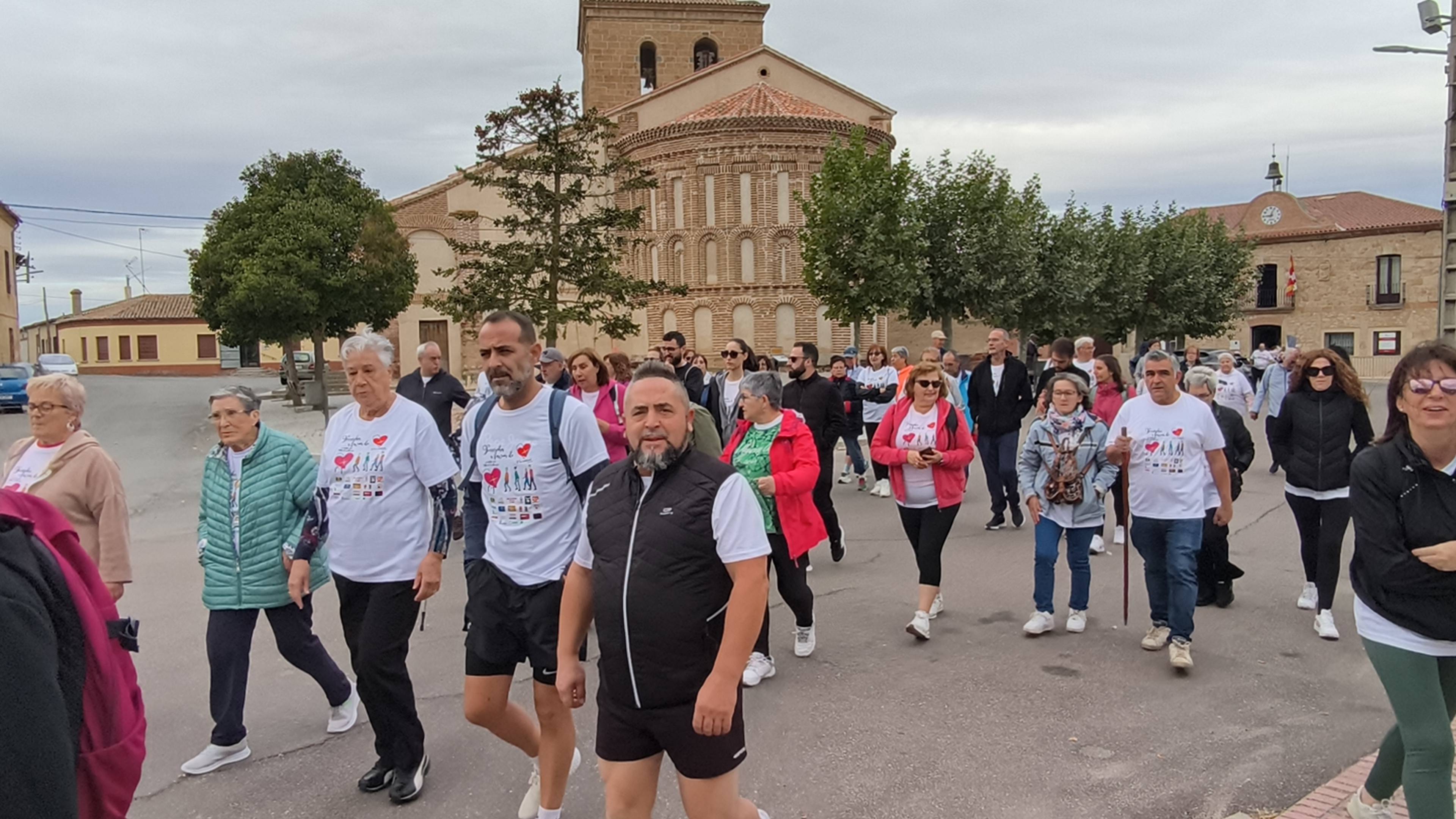Pasos solidarios a favor del PacienteXperto desde Villar de Gallimazo