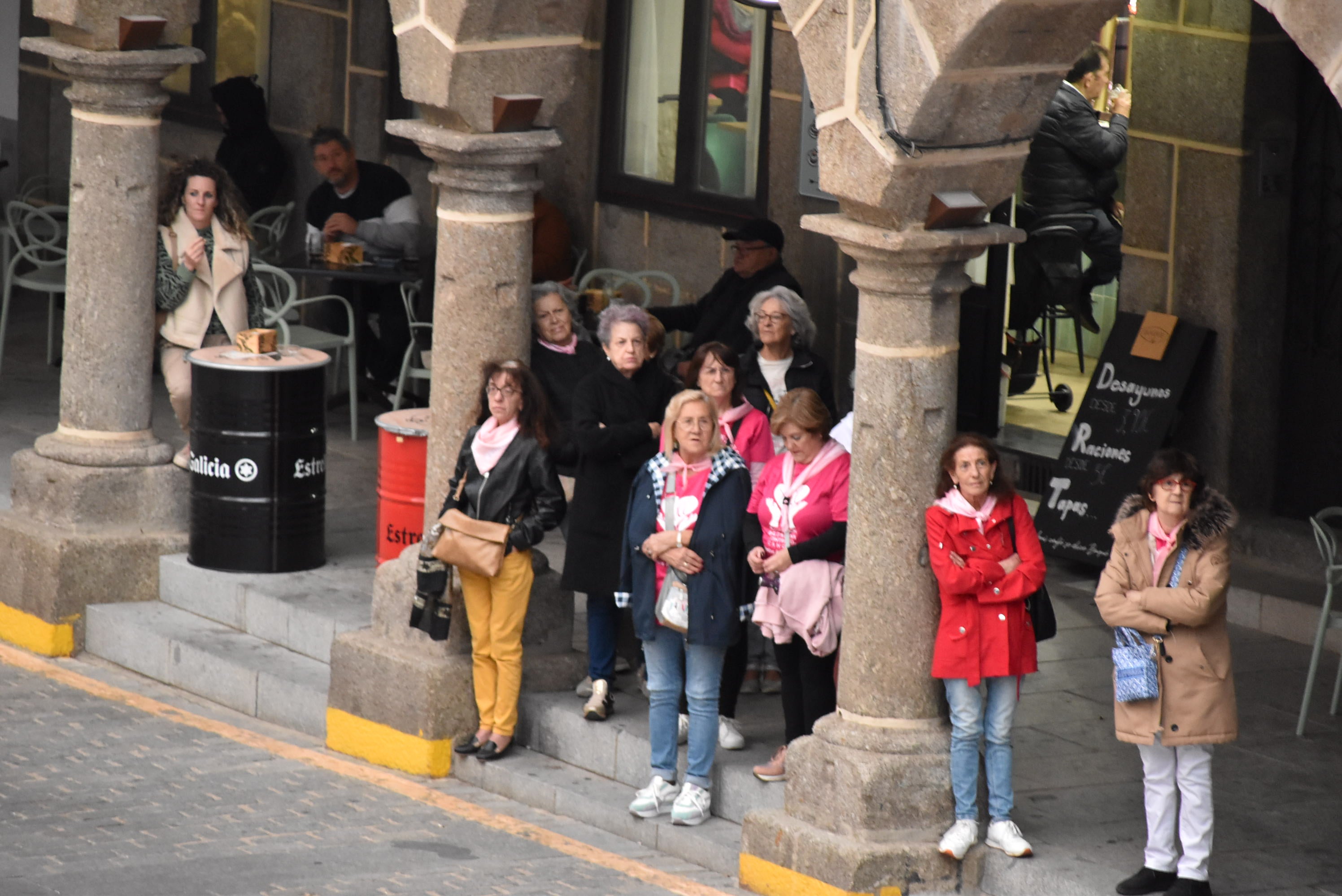 Béjar se tiñe de rosa en apoyo a la lucha contra el cáncer de mama