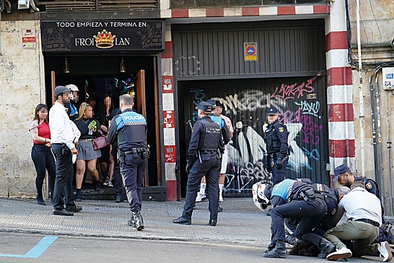 Una de las redadas en el 'after' de la Cuesta de Sancti Spíritus.