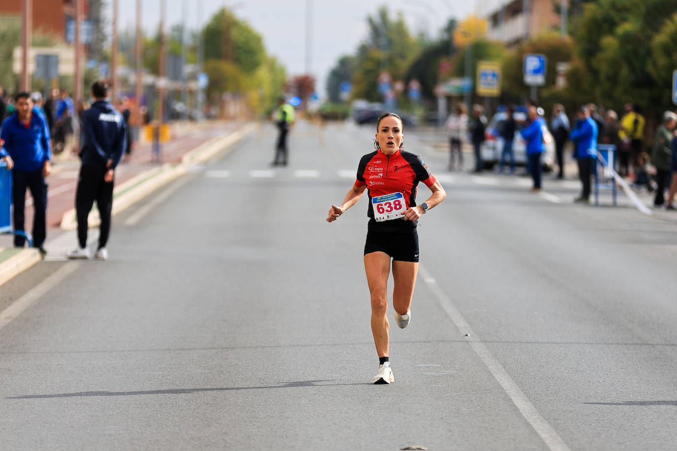 Jesús Prieto y Sandra Santamaría se llevan la Media Maratón de la Diputación