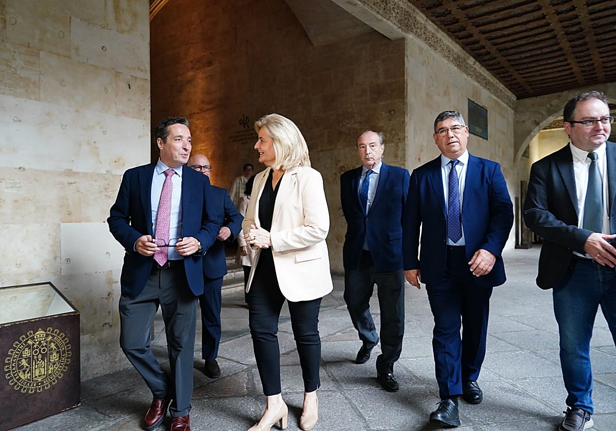 Corchado anuncia un laboratorio de informática forense y CEOE subraya que “el 70% de los ciberataques se producen en pymes”