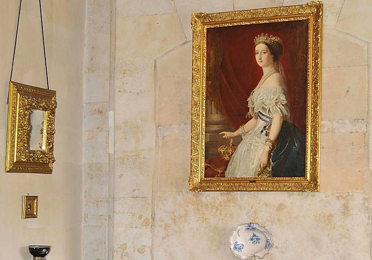 El cuadro de María Eugenia de Montijo en el Palacio de Monterrey.