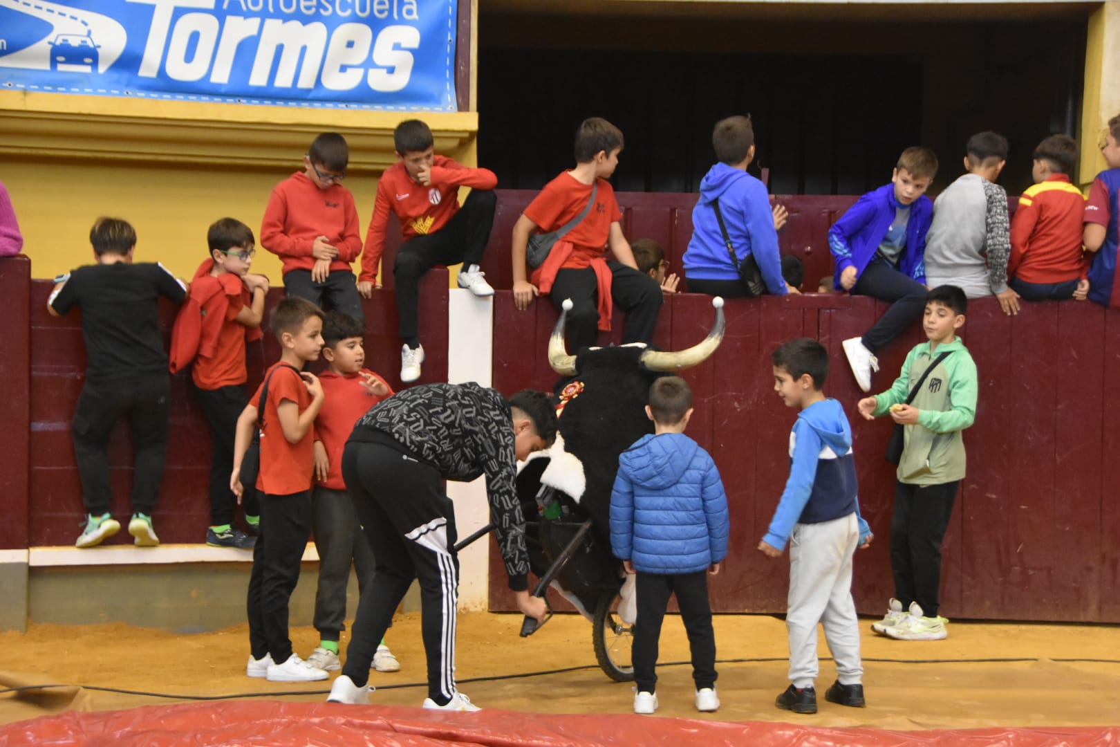 Los niños &#039;toman&#039; Alba de Tormes