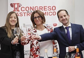 Aitziber Bengoa, Cristina Solís y David Monaguillo.
