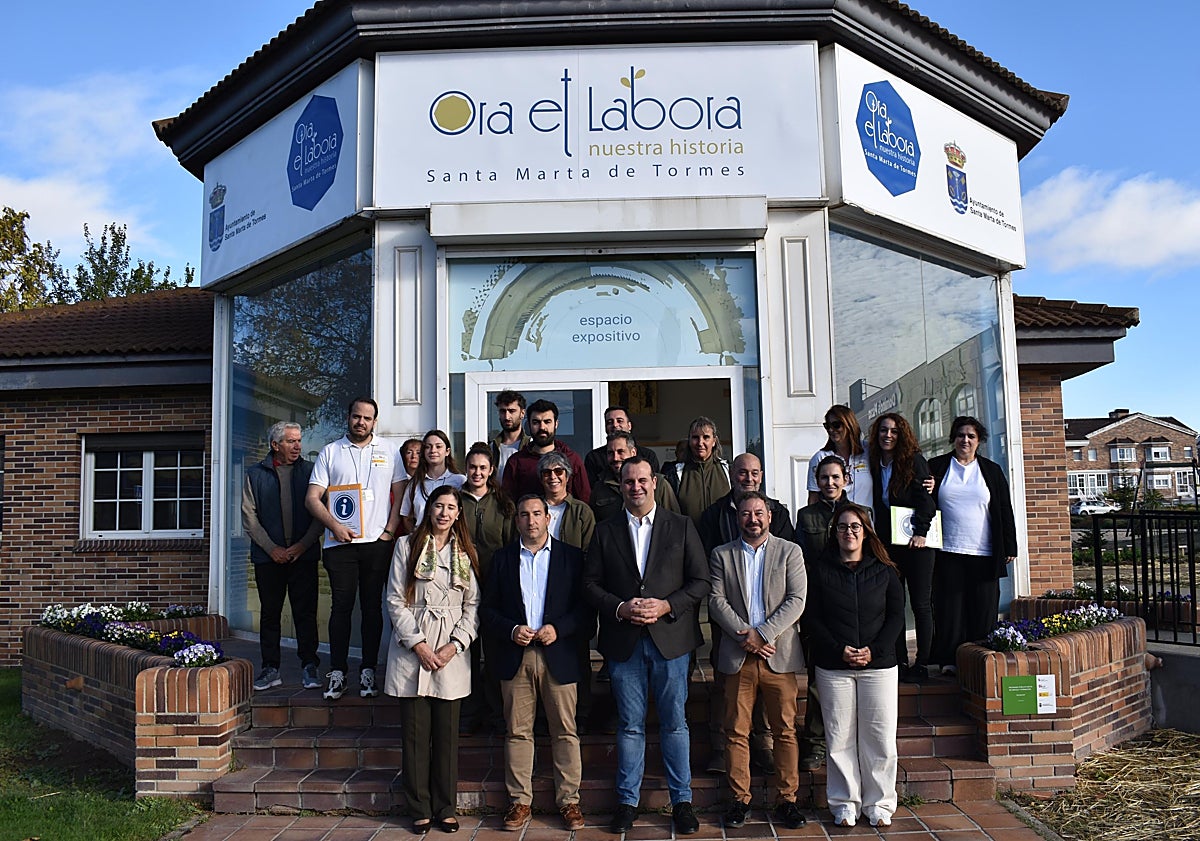 Imagen principal - Santa Marta de Tormes recupera su pasado con un nuevo espacio expositivo que recrea un convento del siglo XII y un huerto medieval