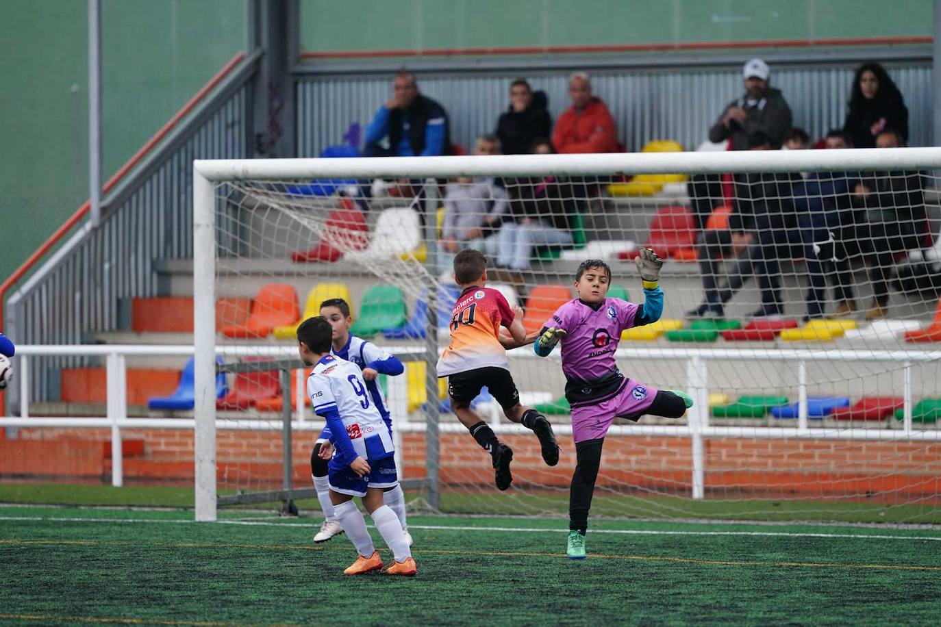 Todas las imágenes de la jornada del fútbol base en Salamanca