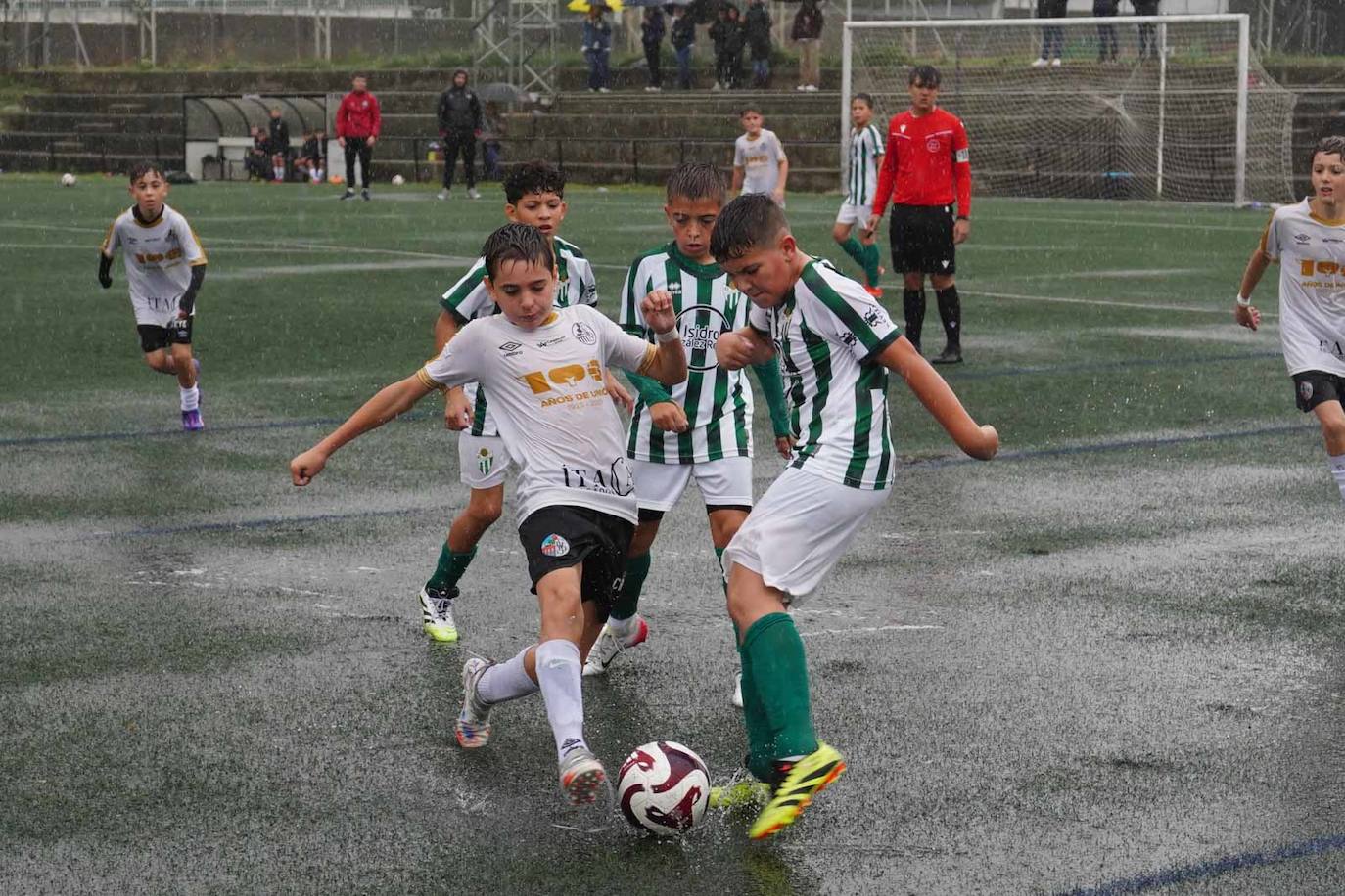 Todas las imágenes de la jornada del fútbol base en Salamanca