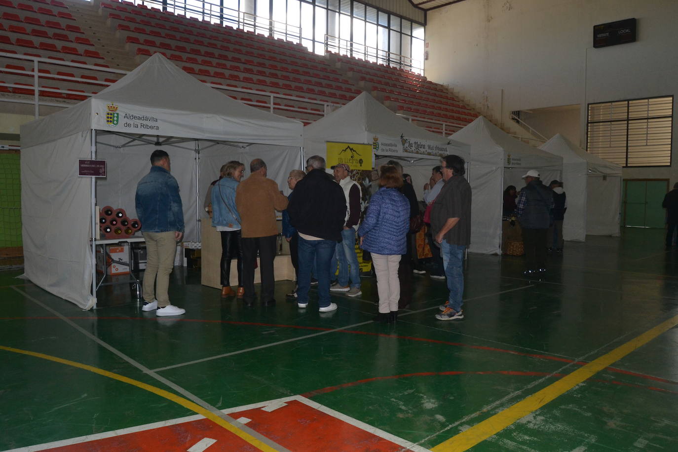 Aldeadávila cierra una exitosa feria en torno al vino