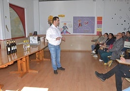 Javier Ramos durante la cata realizada este domingo