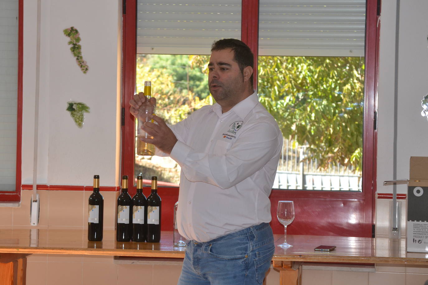 Aldeadávila cierra una exitosa feria en torno al vino