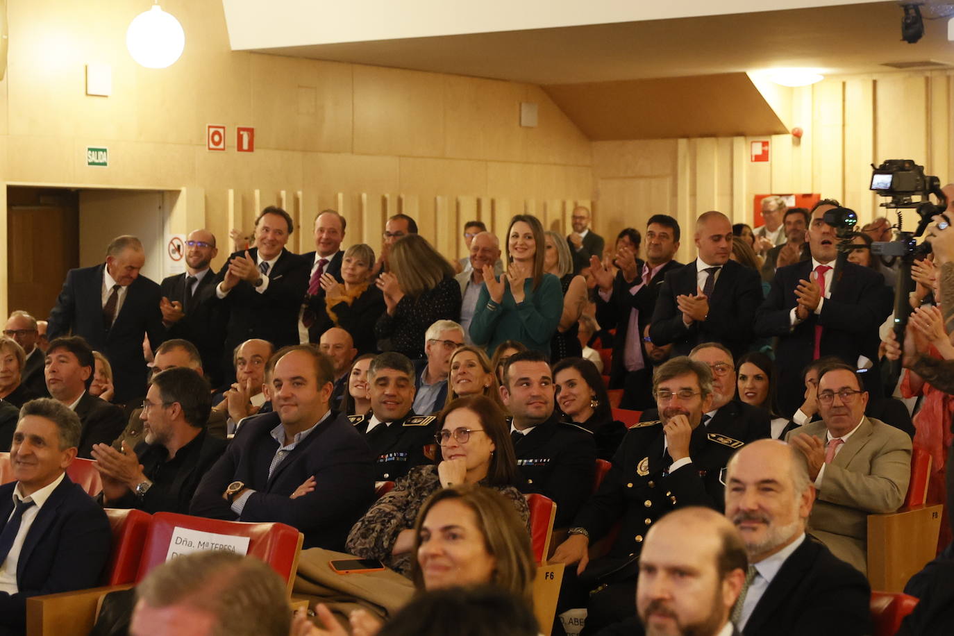 Autoescuelas El Pilar celebra su 45º aniversario