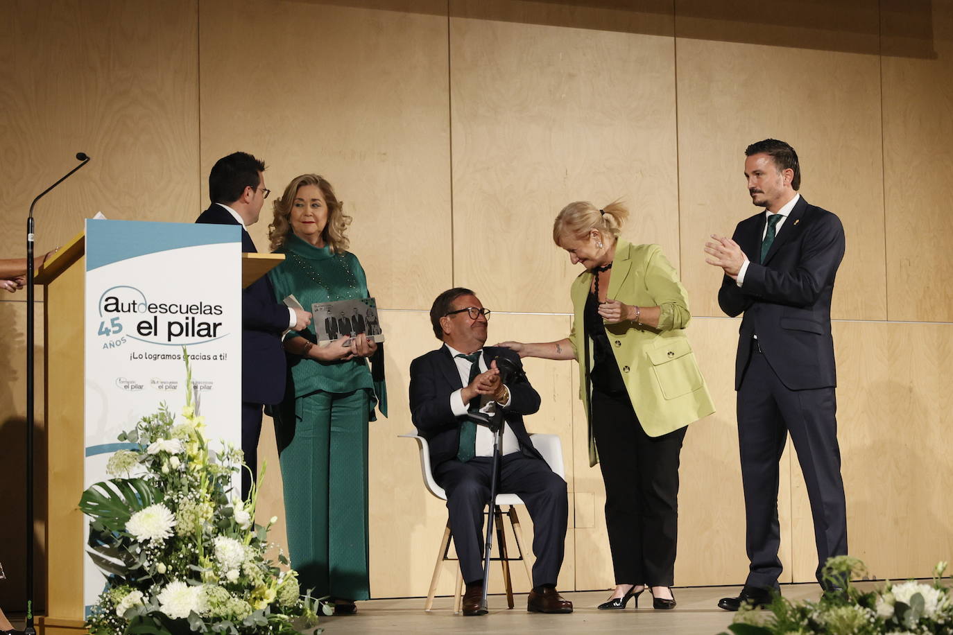 Autoescuelas El Pilar celebra su 45º aniversario