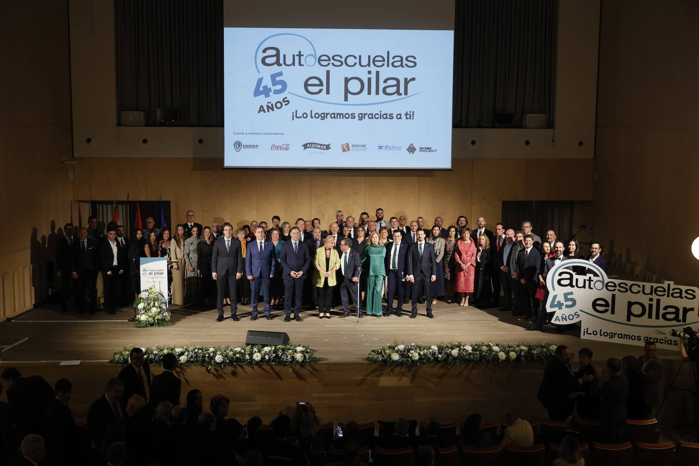 Autoescuelas El Pilar celebra su 45º aniversario