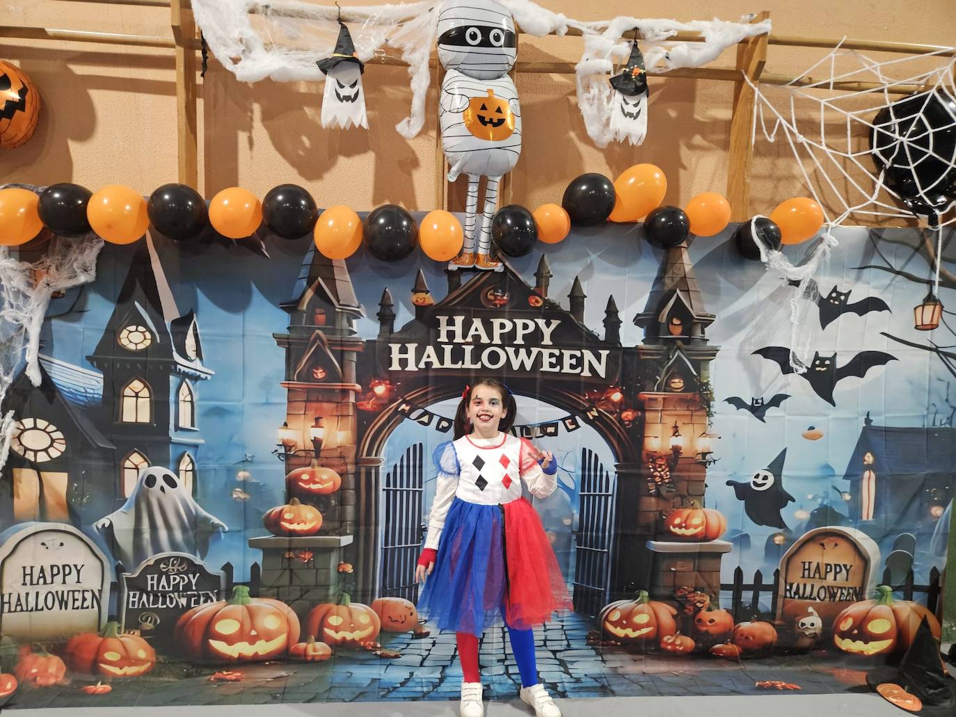 Lumbrales celebra una tarde de Halloween