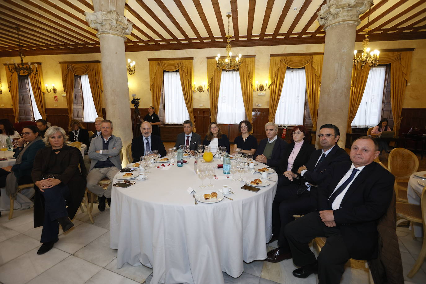 Mayte Moreiro (médica), Jorge Ruiz (Gestoría Mays), Joaquín Tabernero (Finsa), José Lomo (Lomo Abogados), Maribel Crespo (LA GACETA), Isabel Gutiérrez (Anaya Ópticos), Alberto Rodríguez (Residencia Beleña), Almudena Sancho (Asesoría Ratio Bktl), Antonio García (Mas Prevención) y Francisco Gonzalo (geólogo).
