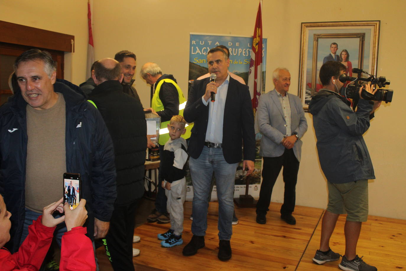 La lluvia no puede con la carrera de los lagares de San Esteban de la Sierra