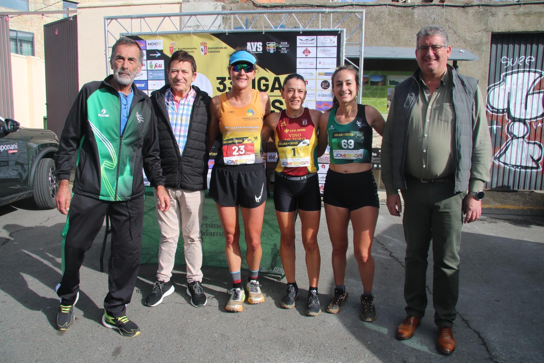 Cabrerizos reúne a 800 atletas en la primera carrera de la XXXIII Liga de Cross