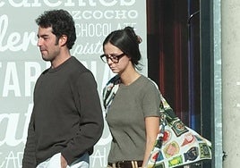 A la derecha, Victoria Federica.