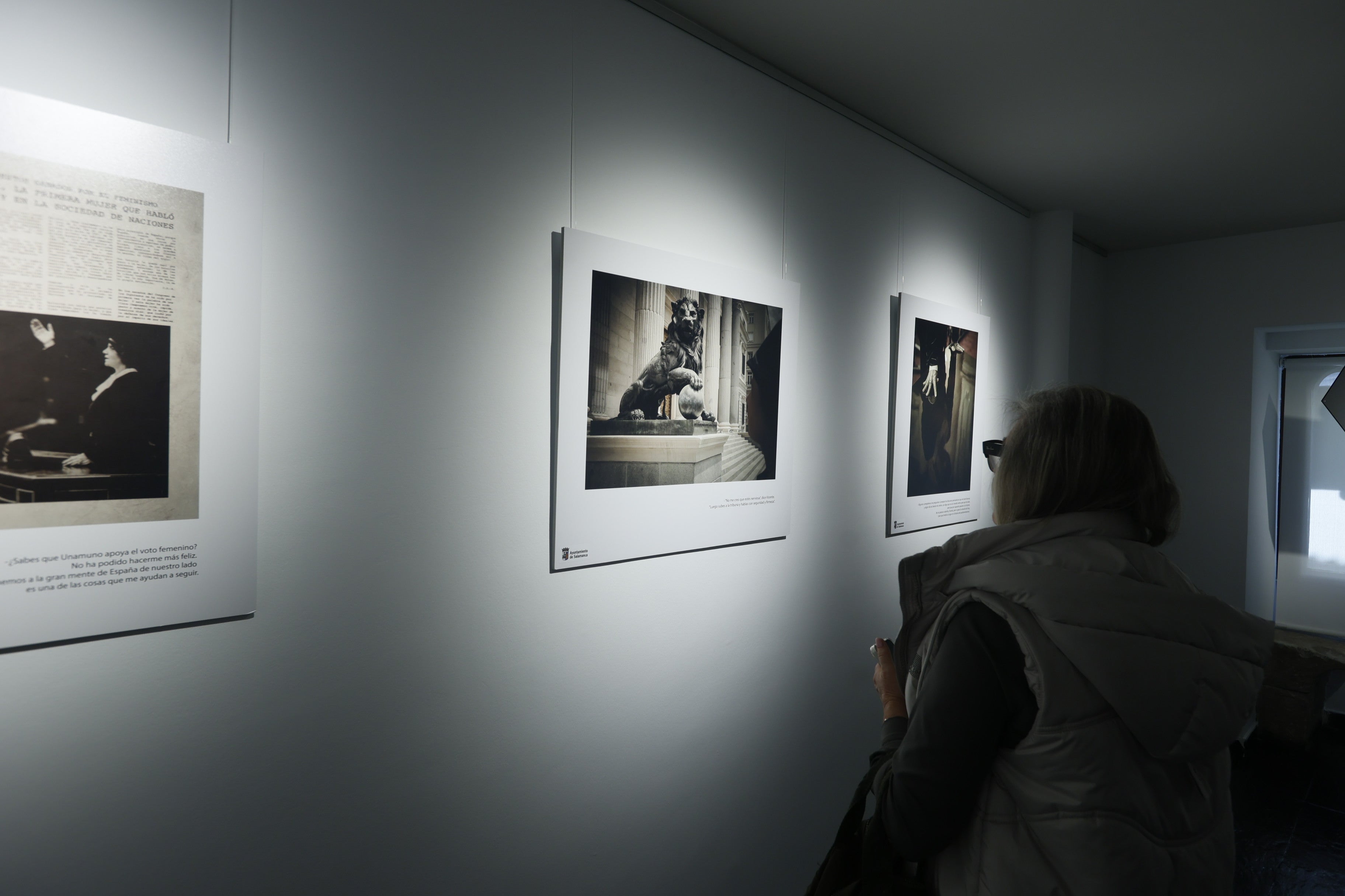 En la piel de Clara Campoamor a través de 16 imágenes que viajan al año 1931