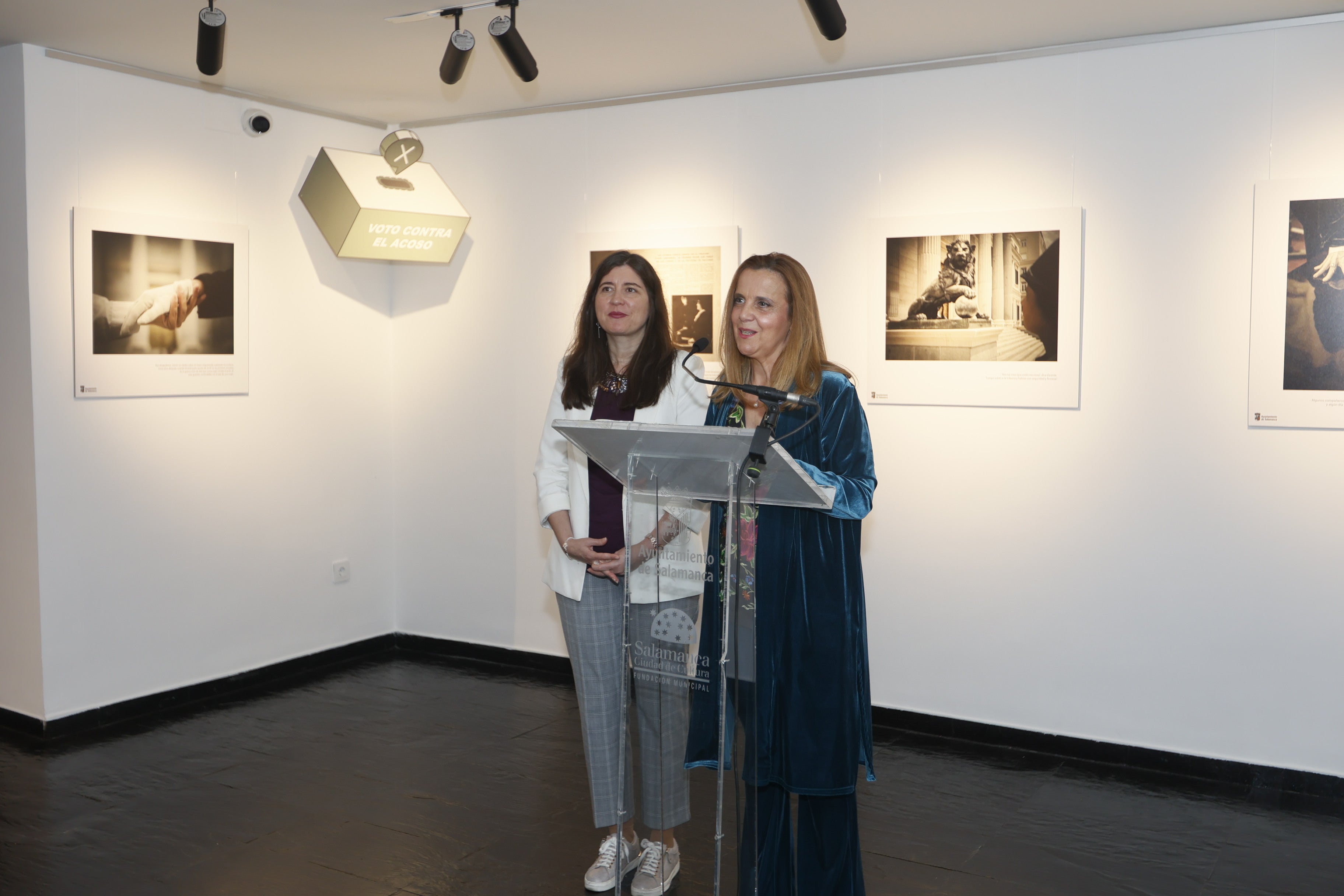 En la piel de Clara Campoamor a través de 16 imágenes que viajan al año 1931