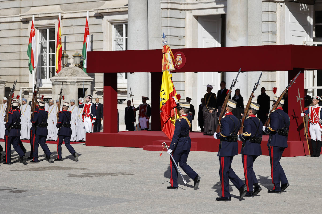 El elegante look con el que la reina Letizia ha acaparado todas las miradas del Palacio Real