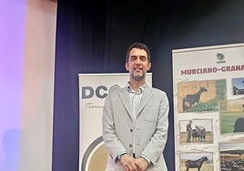 Christian de la Fe, catedrático de Sanidad Animal de la Facultad de Veterinaria de la Universidad de Murcia.
