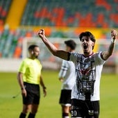 Marotías celebra el triunfo de este pasado domingo en el Helmántico.