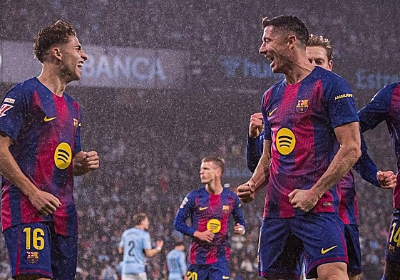 Lewandowski vuelve con hat-trick para recortar al Madrid