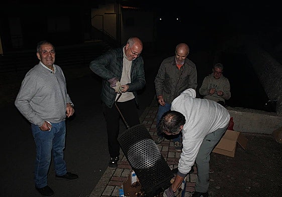 Preparativo de los calbotes o castañas asadas