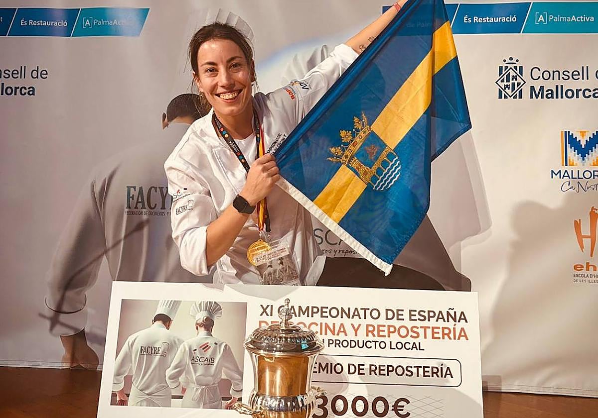 Sara Cámara, tras obtener el premio en el campeonato nacional.