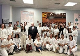 Alejandro Vázquez, con profesionales de estas unidades en Castilla y León.