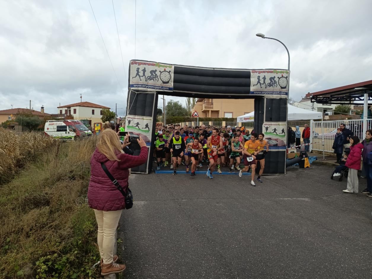 Dani Sanz y Verónica Sánchez, los más rápidos en Almenara de Tormes
