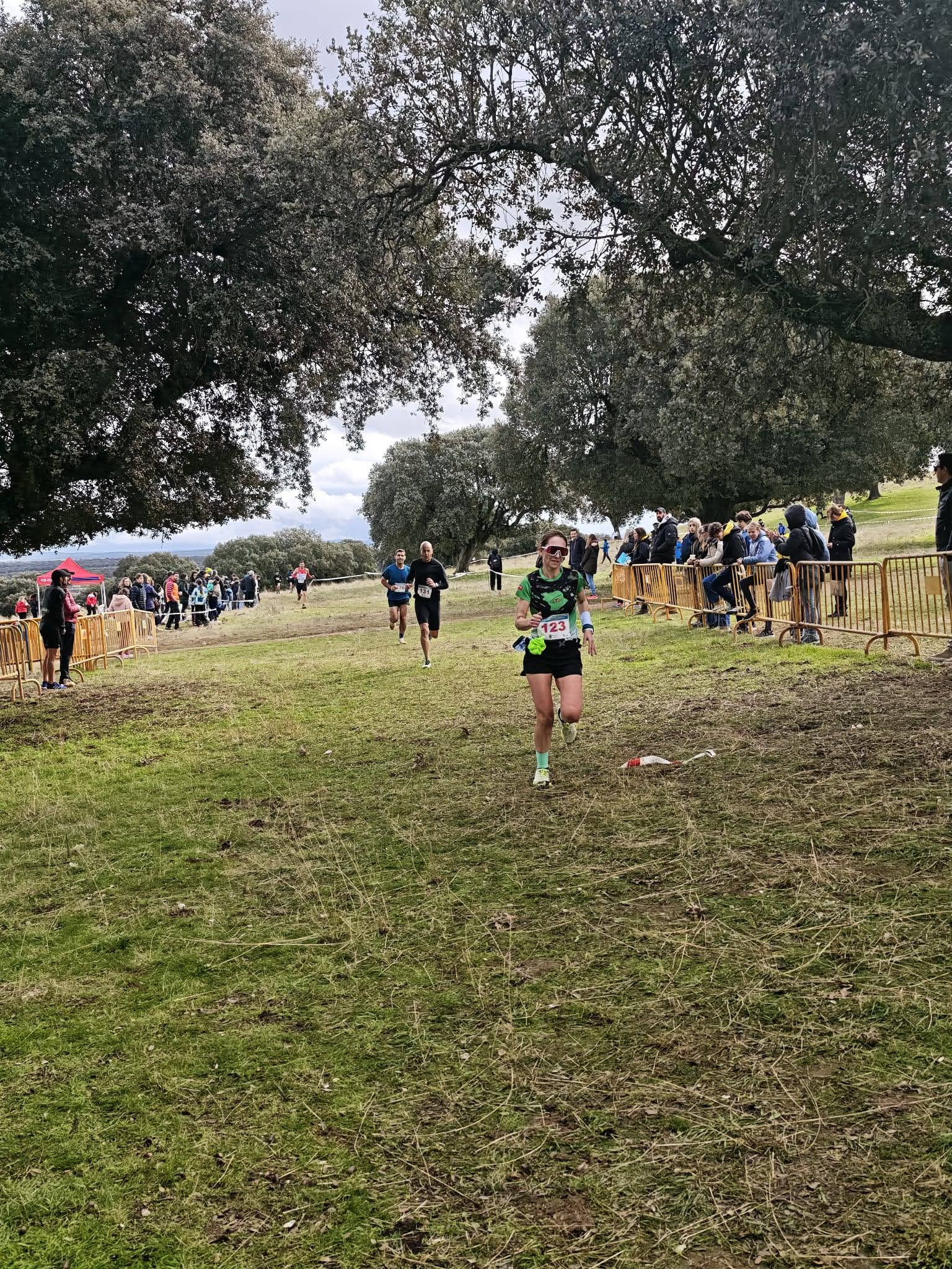 Fiesta del campo a través en Castro Enríquez: inicio de los Juegos Escolares y Carrera Popular Taurina
