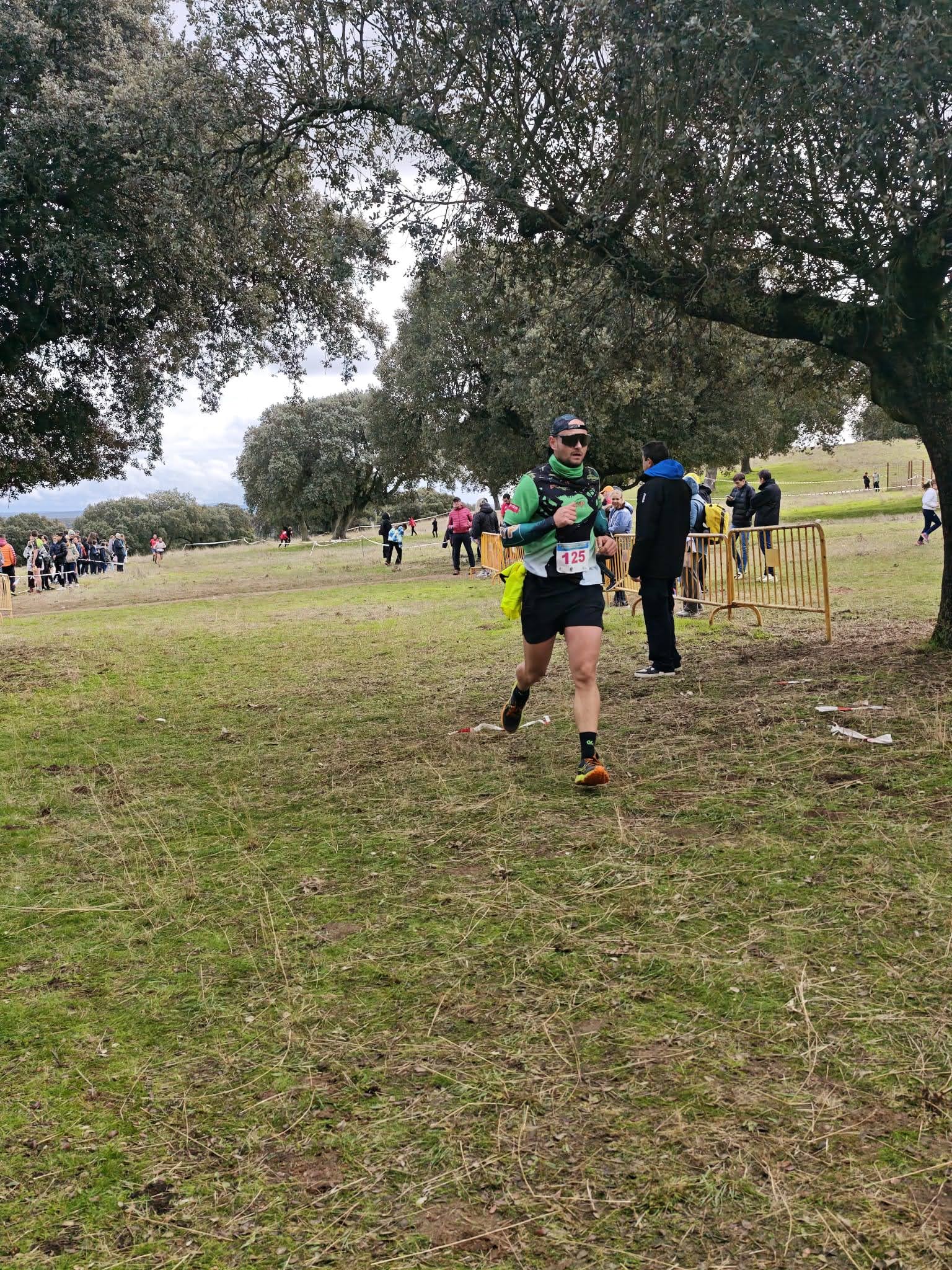 Fiesta del campo a través en Castro Enríquez: inicio de los Juegos Escolares y Carrera Popular Taurina