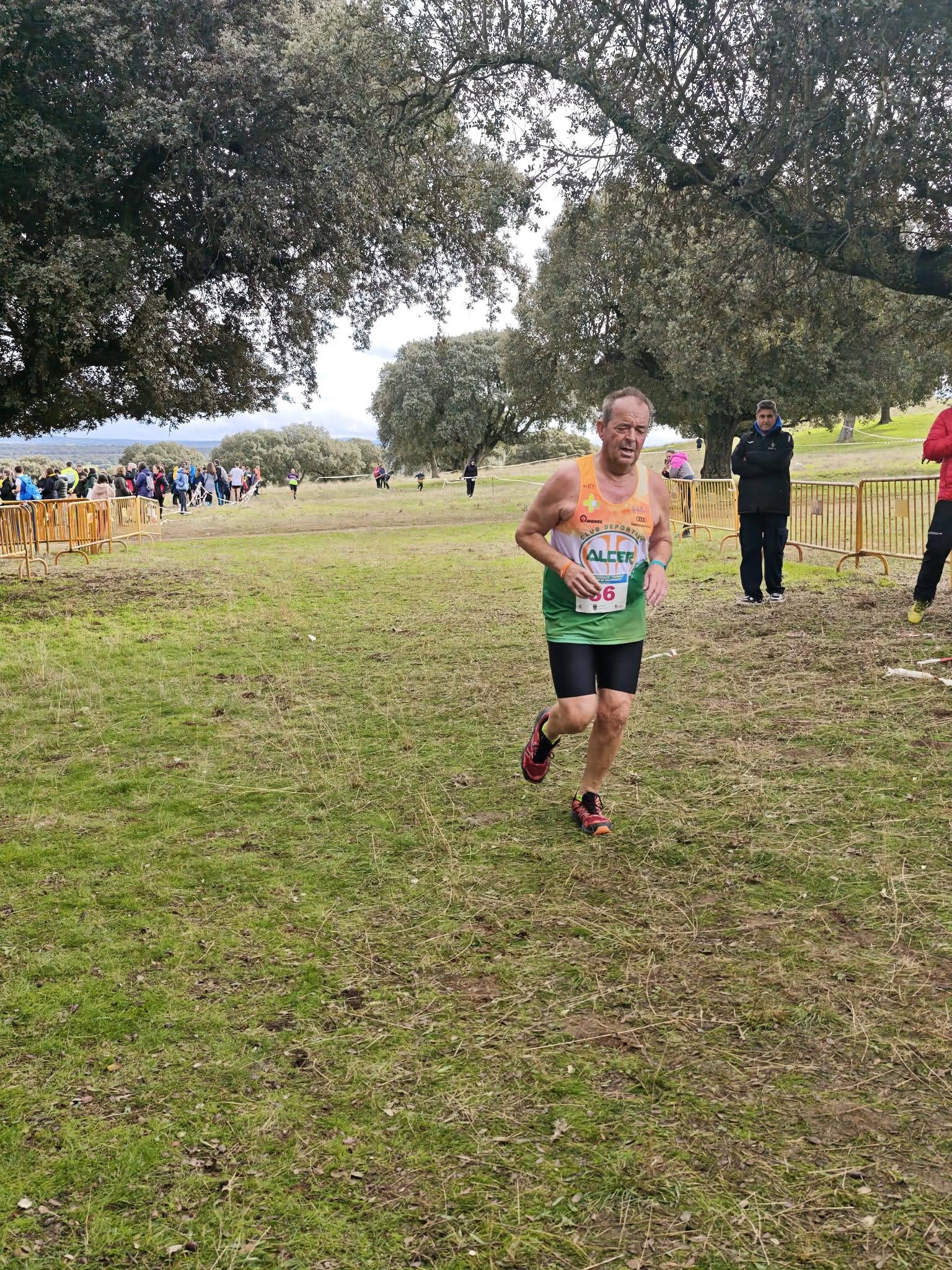 Fiesta del campo a través en Castro Enríquez: inicio de los Juegos Escolares y Carrera Popular Taurina