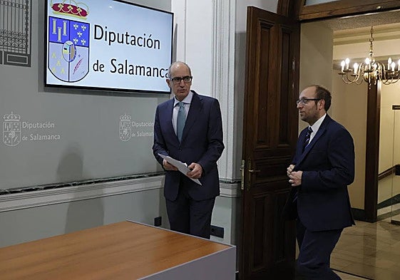 El presidente de la Diputación, Javier Iglesias, y el diputado de Economía y Hacienda, Marcos Iglesias