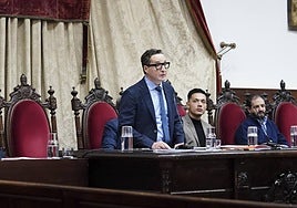 Juan Manuel Corchado, durante la sesión ordinaria del Claustro.