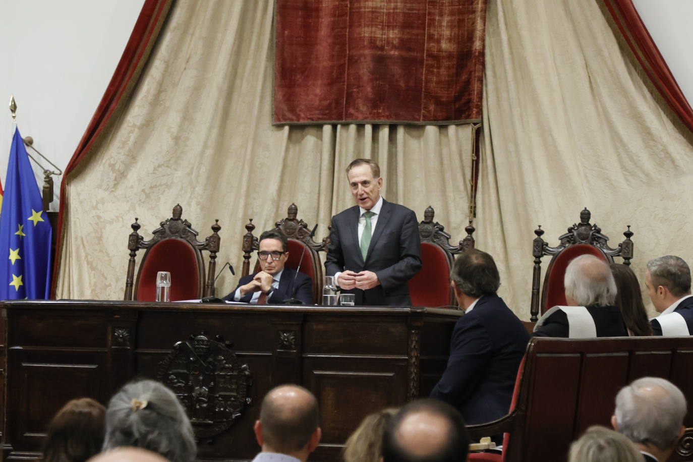 Alumni reconoce a sus nuevos socios de honor