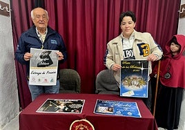 Manuel Bruno y Silvia Rodríguez, esta tarde, en la casa de la Hermandad de Jesús Nazareno de Béjar.