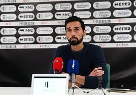El entrenador del Real Madrid Castilla, Álvaro Arbeloa, en la rueda de prensa posterior al encuentro.