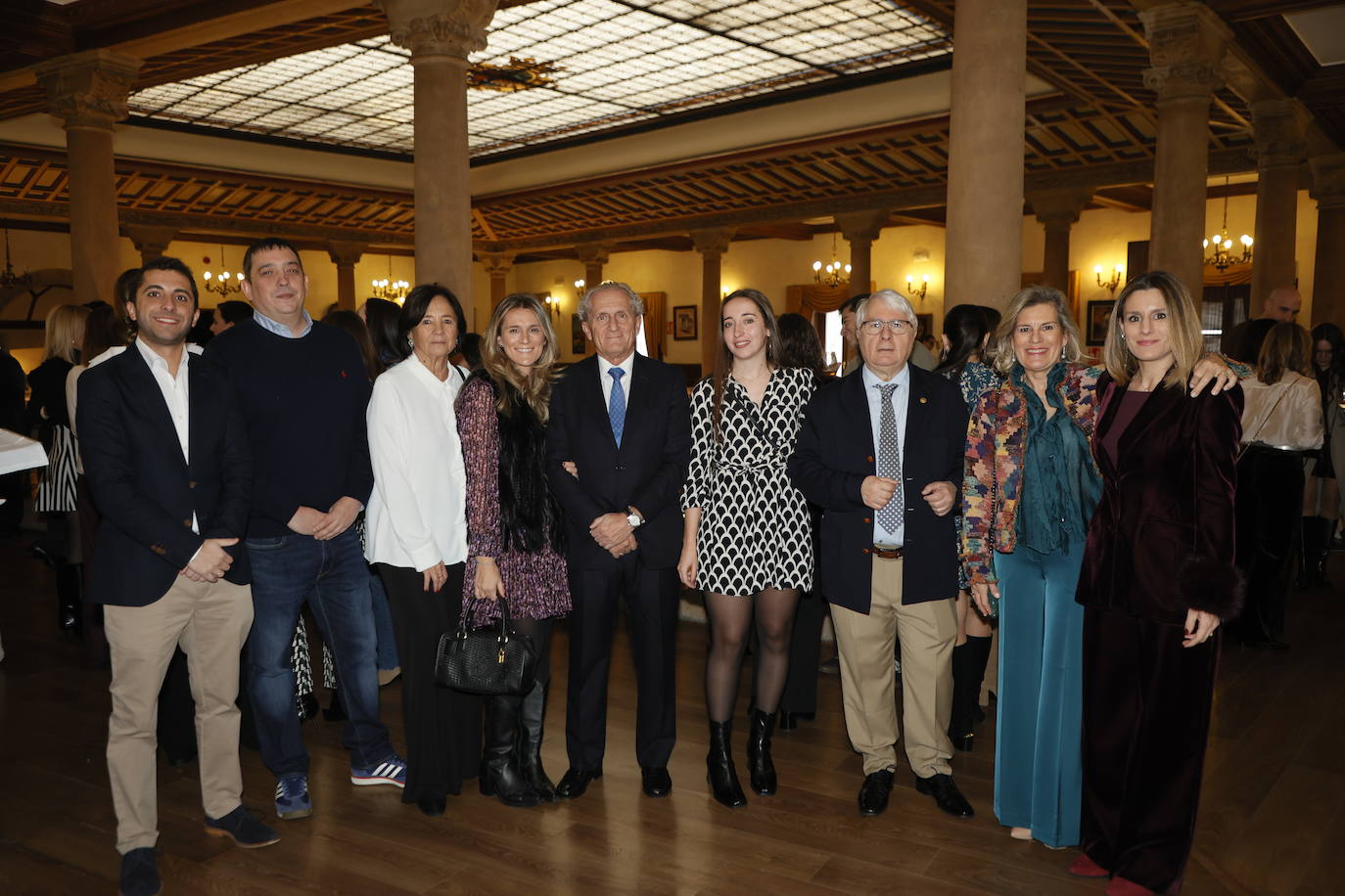 Veteranas y noveles en el gran día de la Farmacia salmantina