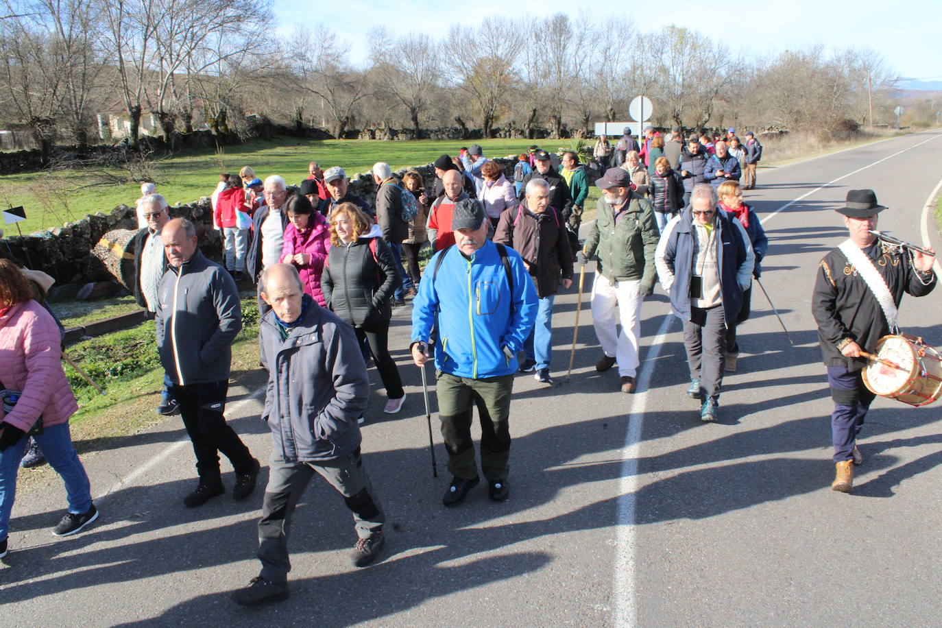 Valdehijaderos acoge una animada jornada dentro del Festival de la Candela
