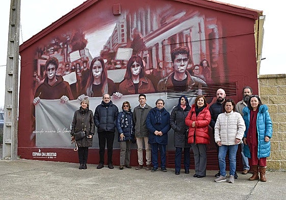Inauguración del mural en Mozárbez.