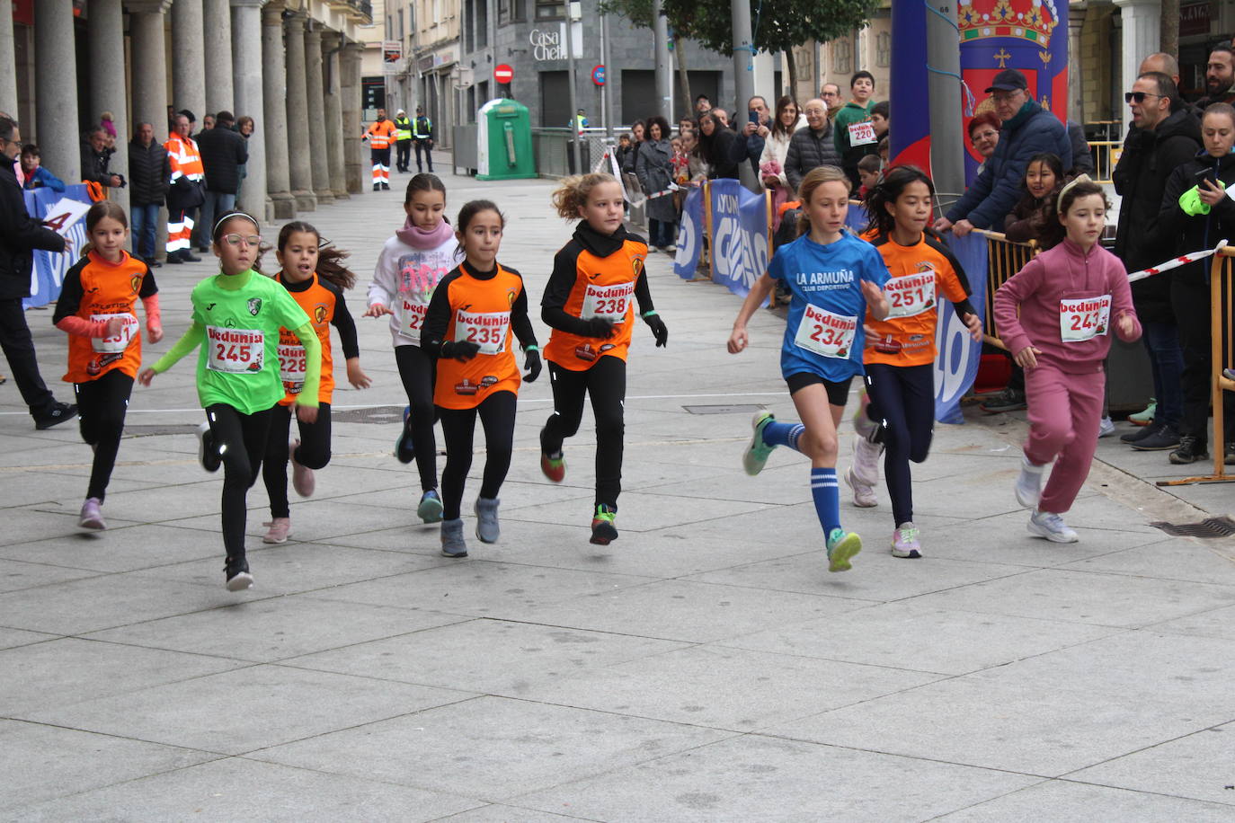 Guijuelo disfruta con su jamón velo más solidario