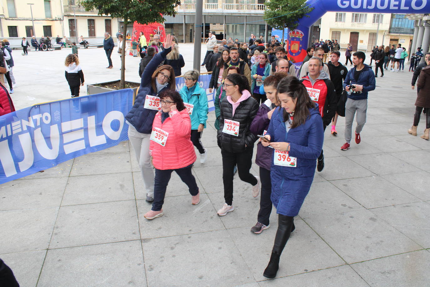 Guijuelo disfruta con su jamón velo más solidario