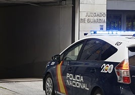 Acceso a los calabozos del Juzgado de Guardia de Salamanca.